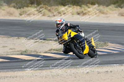 media/Nov-16-2025-Race Pace (Sun) [[8c5fa54630]]/Non Verified Riders (1st 20 Minutes)/2-Turn 10 (1010am)/